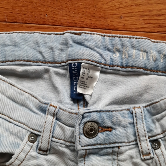 H&M Skinny Jean - Picture 4 of 4